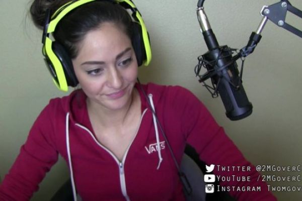 2MGoverCsquared on a Twitch stream